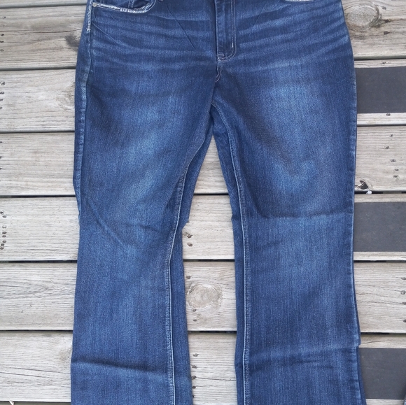 Maurices - Picture 2 of 3